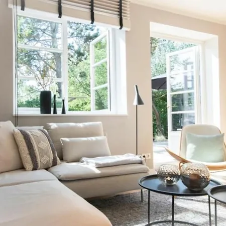 Nyaraló Holiday Home List Lounge